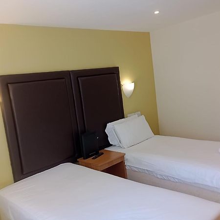 Wakefield Limes Lodge Dış mekan fotoğraf